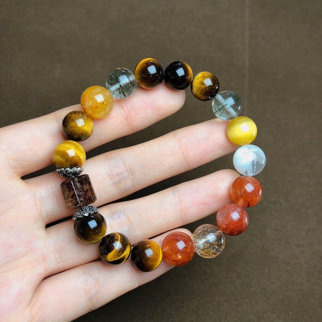 An Exquisite Crystal Bracelets: An Exquisite Crystal Bracelets,Size:0.4in,Weight:30g 水晶手串