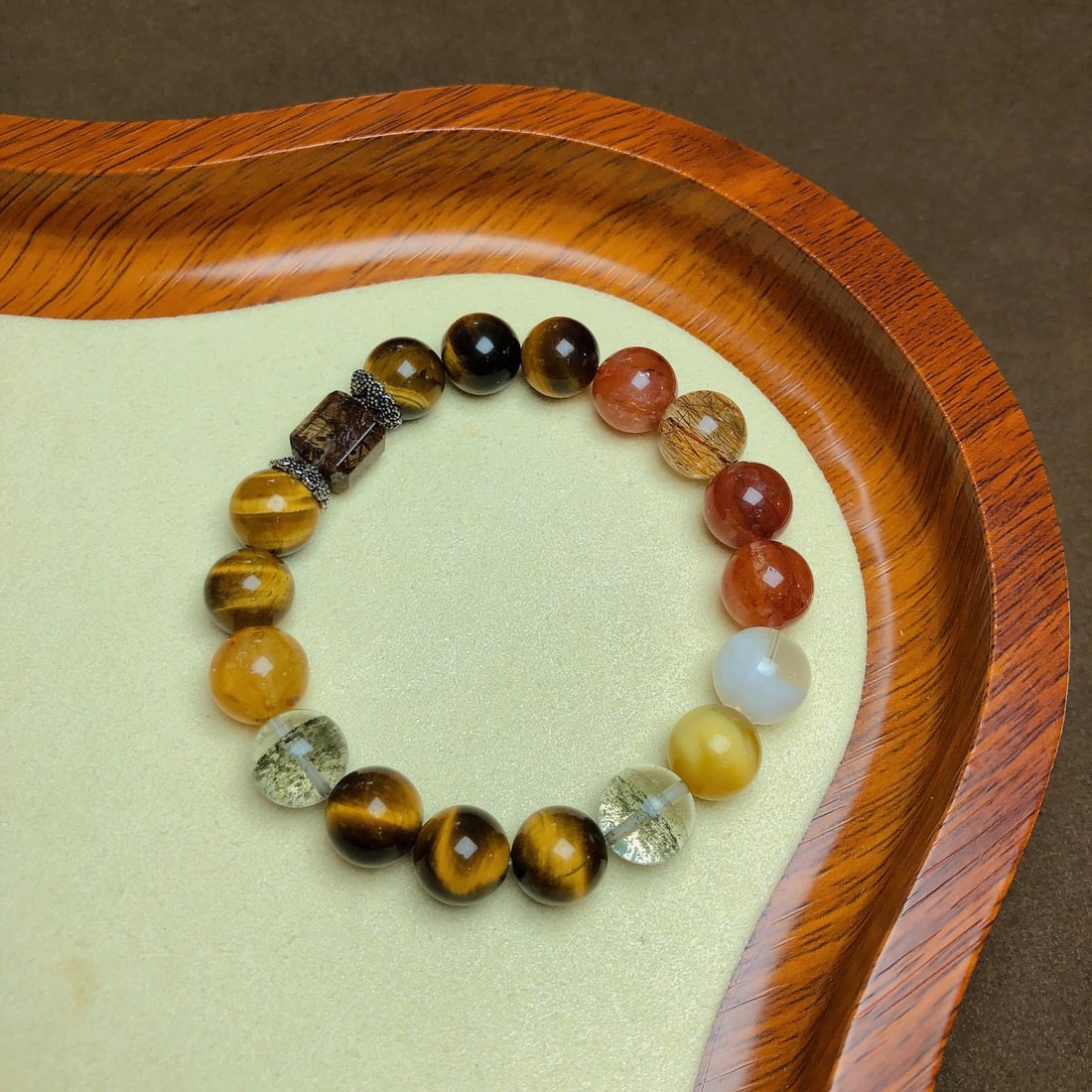 An Exquisite Crystal Bracelets - 8
