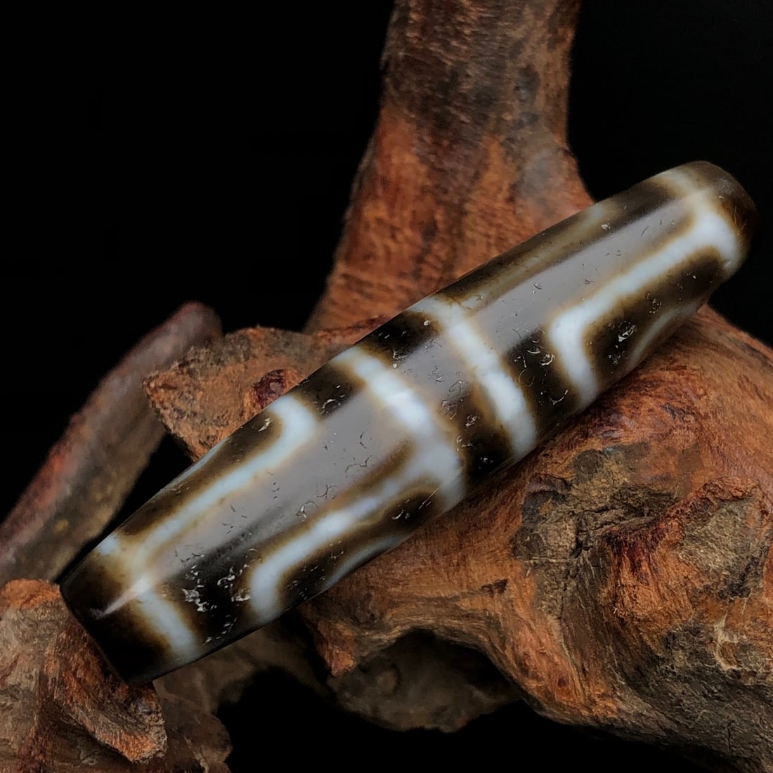 An Exquisite Dzi Bead Pendant - 4