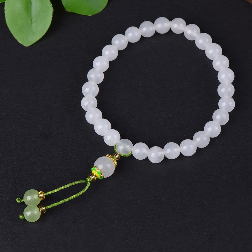 An Exquisite White Jade Bracelets: An Exquisite White Jade Bracelets,Size:0.2in 白玉手串