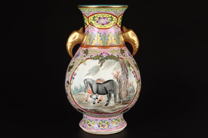 A Exquisite Enamel Auspicious Beast Pattern Double-Ears Vase - 4