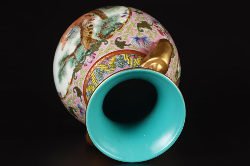 A Exquisite Enamel Auspicious Beast Pattern Double-Ears Vase - 7