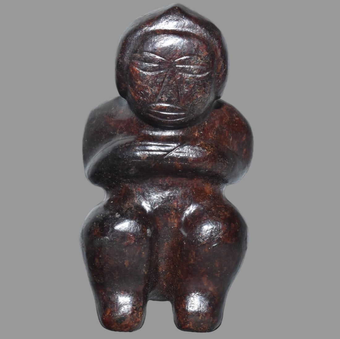 A Exquisite Hemoyu Figures: A Exquisite Hemoyu Figures,Ancient Time, China,Size:3inx5.5in,Weight:660g 河磨玉人,远古时期