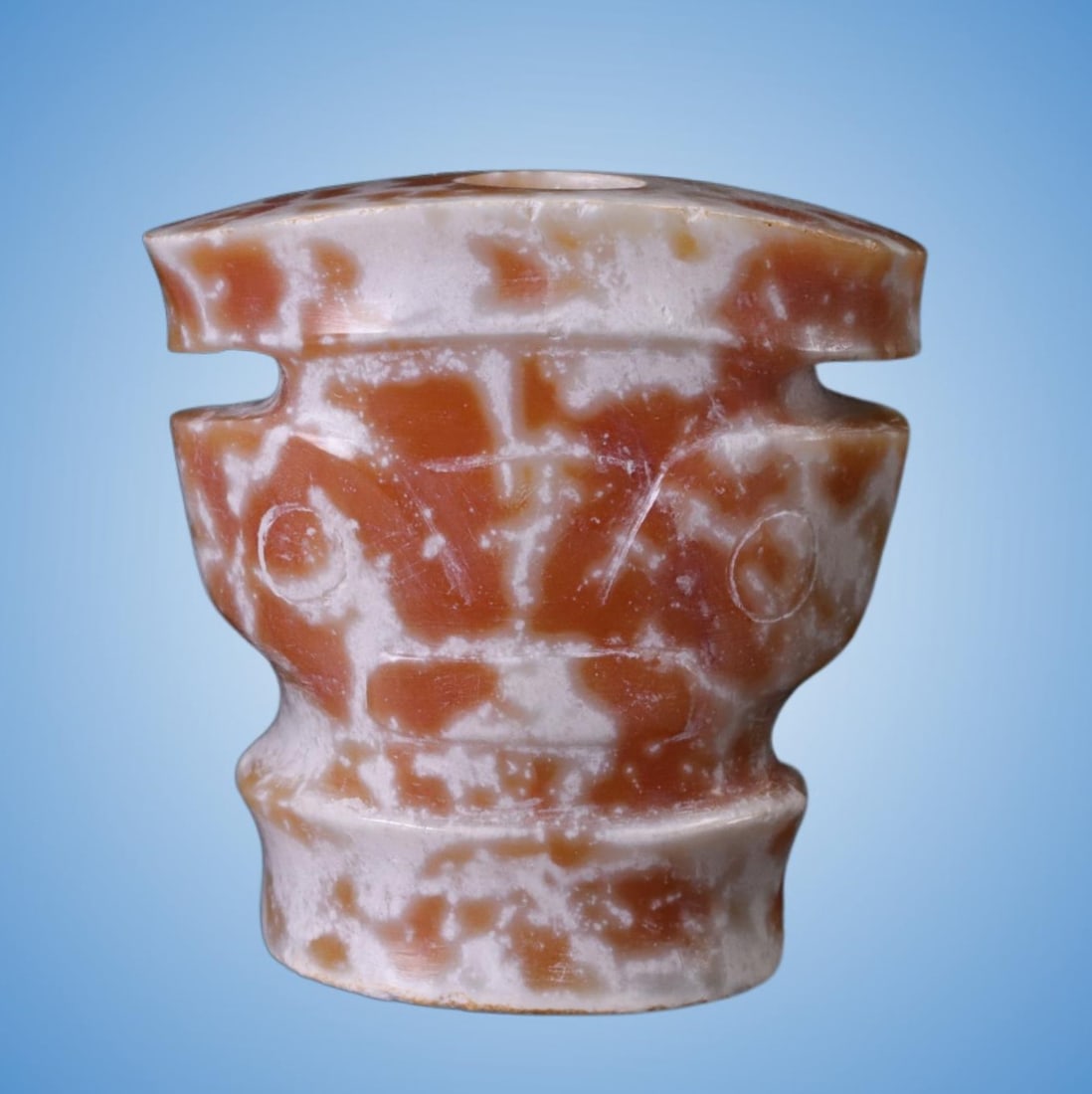 A Exquisite Gaogu Jade Animal Head Pendant: A Exquisite Gaogu Jade Animal Head Pendant,Ancient Time, China,Size:1.1inx0.4inx1.1in,Weight:14g 高古玉兽首挂件,远古时期
