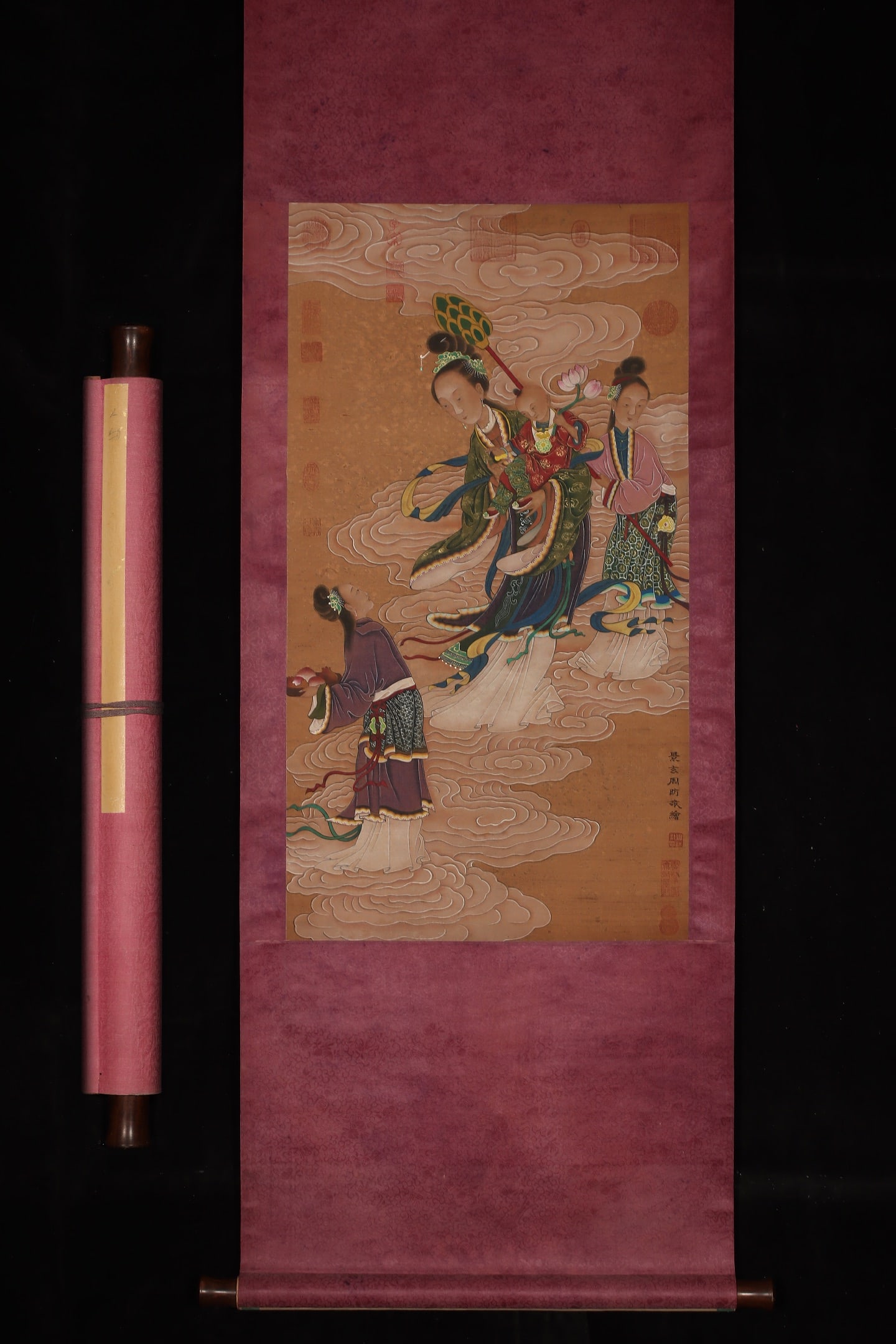 A Chinese Vertical Scroll Ink Painting of Figures on Silk: A Chinese Vertical Scroll Ink Painting of Figures on Silk,Tang Dynasty, China,Zhou Fang,without frame size:33.9inx18.5in