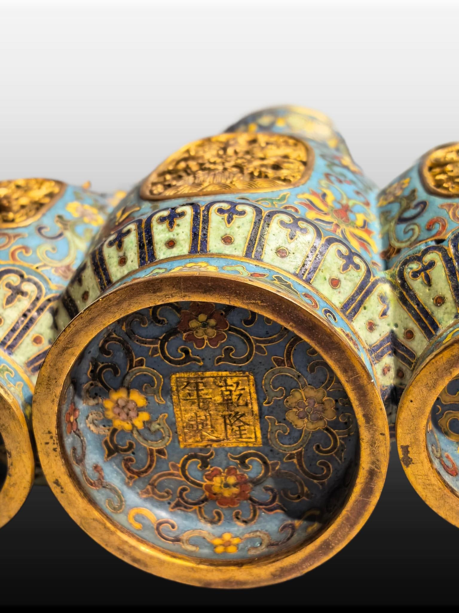 A Exquisite Cloisonne Lotus Pattern Vase - 9