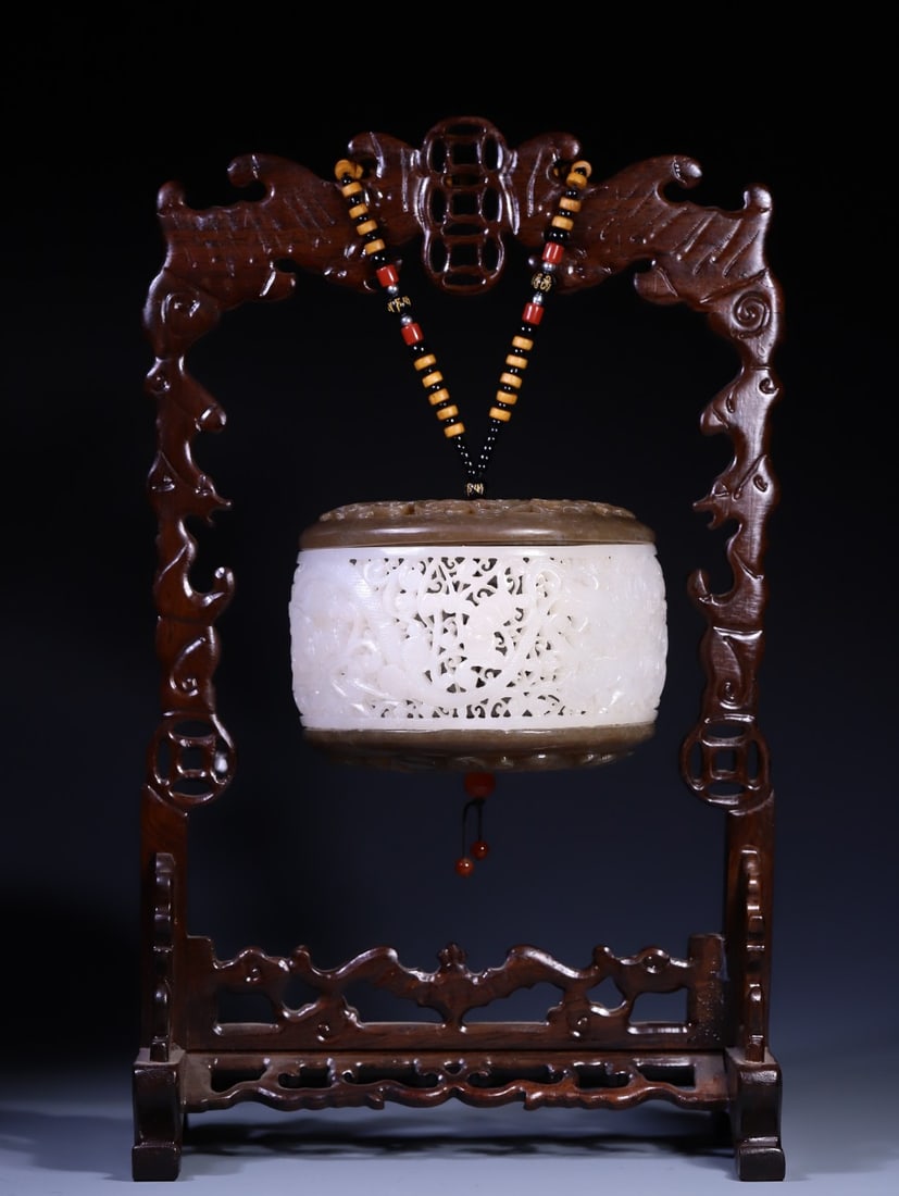 A Exquisite Hotan Jade Dragon and Phoenix Pattern Incense Tube: A Exquisite Hotan Jade Dragon and Phoenix Pattern Incense Tube,Qing Dynasty, China,Size:3.5inx4.7in,Weight:563.8g