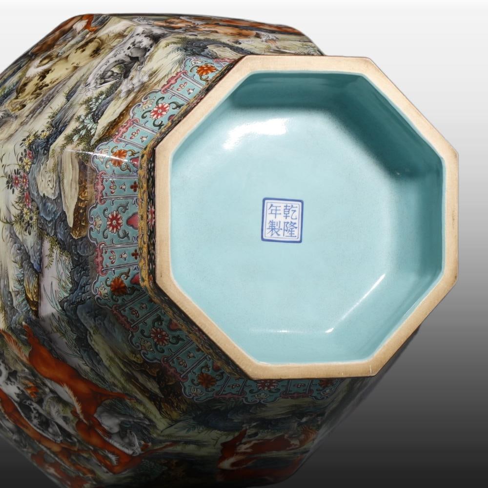 A Exquisite Enamel Sheep Pattern Vase - 7