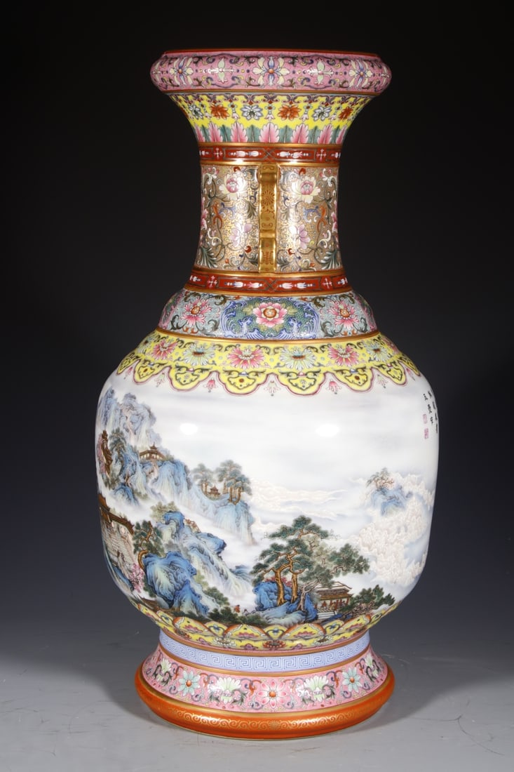 A Exquisite Enamel Lotus Pattern Landscape Pattern Vase - 5