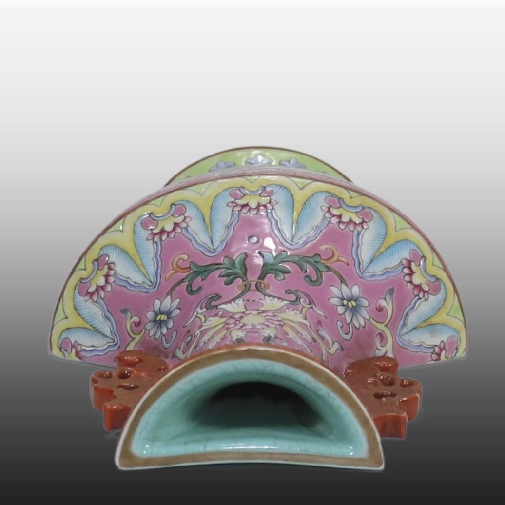 A Exquisite Ruby Red Glazed Landscape Pattern Vase - 7