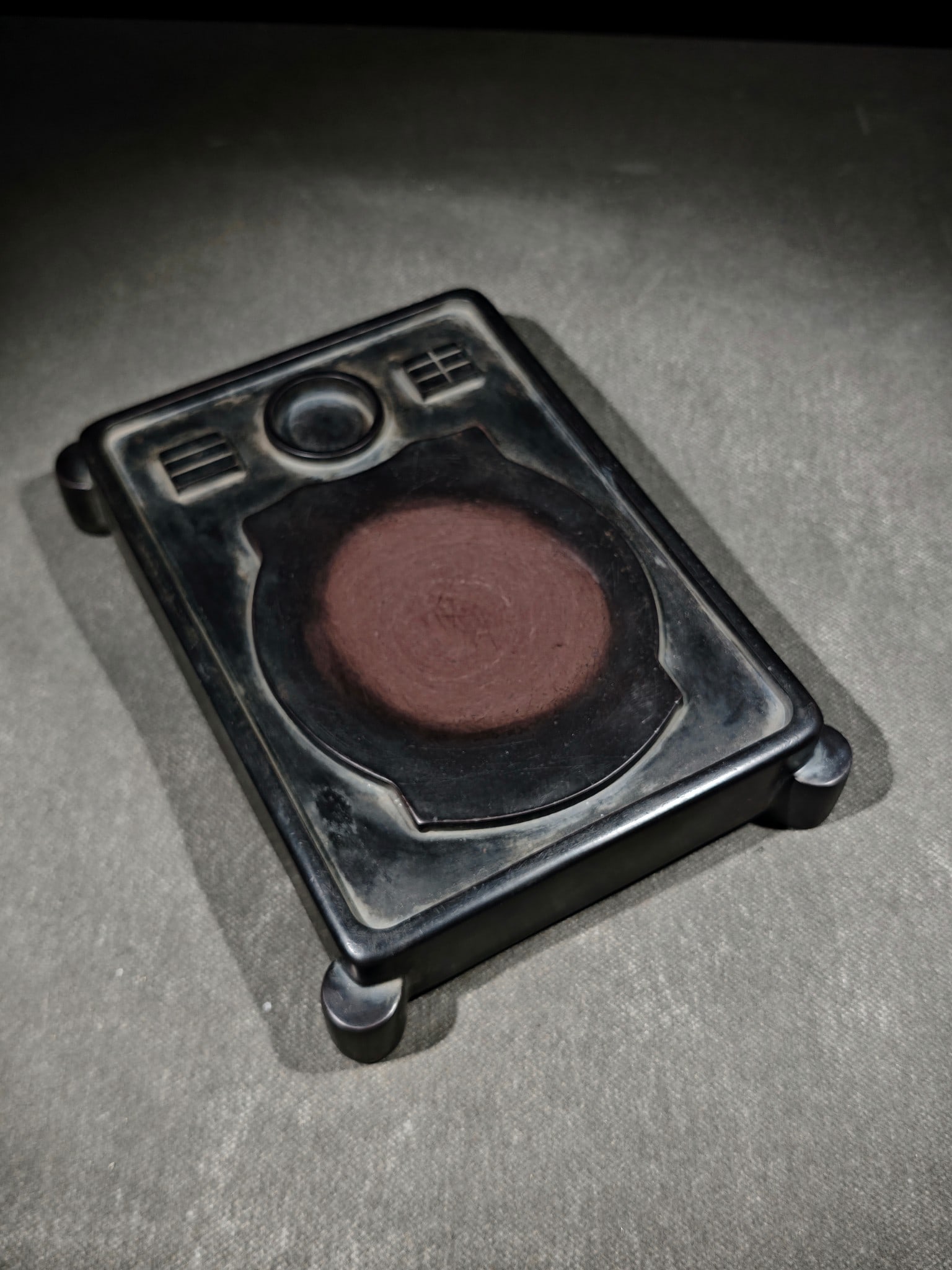 A Exquisite Wu Dacheng Mark Duan Inkstone: A Exquisite Wu Dacheng Mark Duan Inkstone,Qing Dynasty, China,With Mark,Size:9.3inx6.8inx1.8in 吴大澂款端砚,中国清代,带款