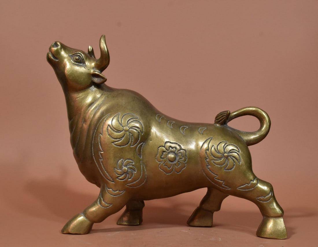 A Exquisite Gilt Bronze Buffalo Ornament - 2