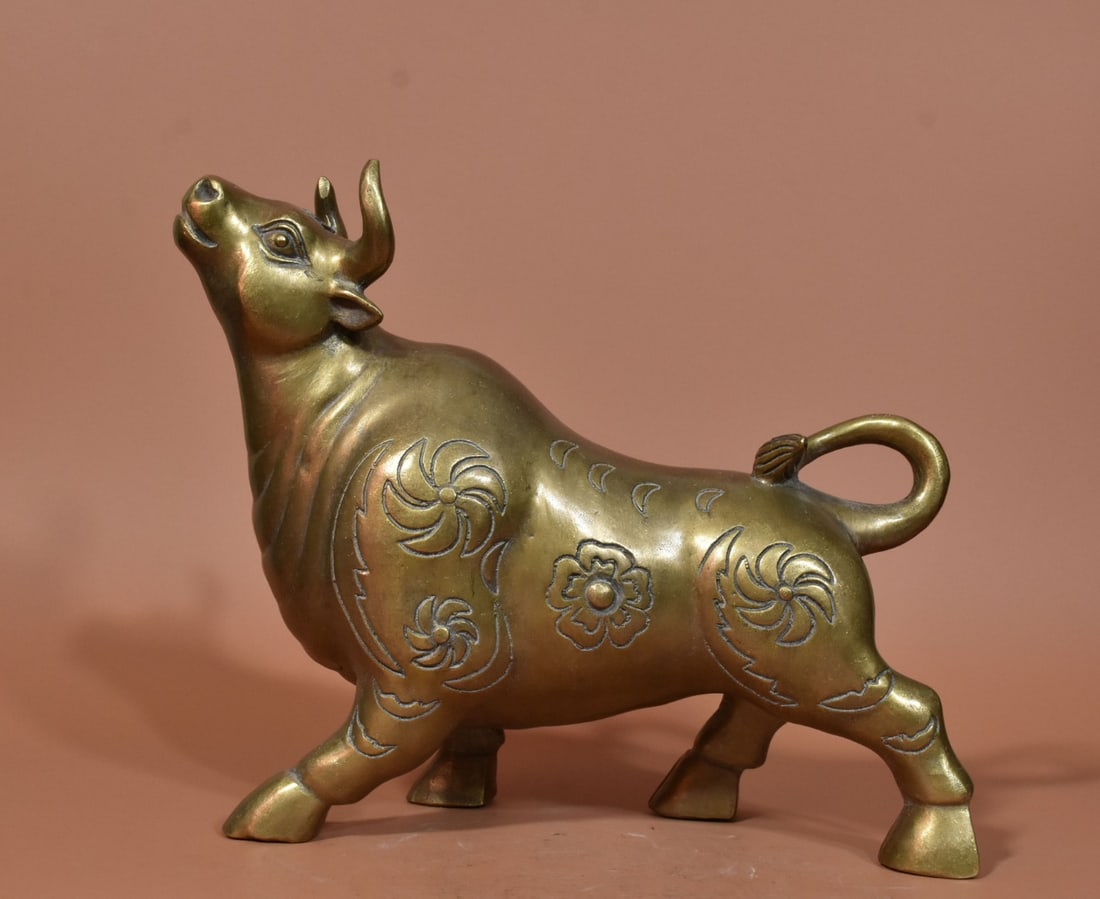 A Exquisite Gilt Bronze Buffalo Ornament - 3