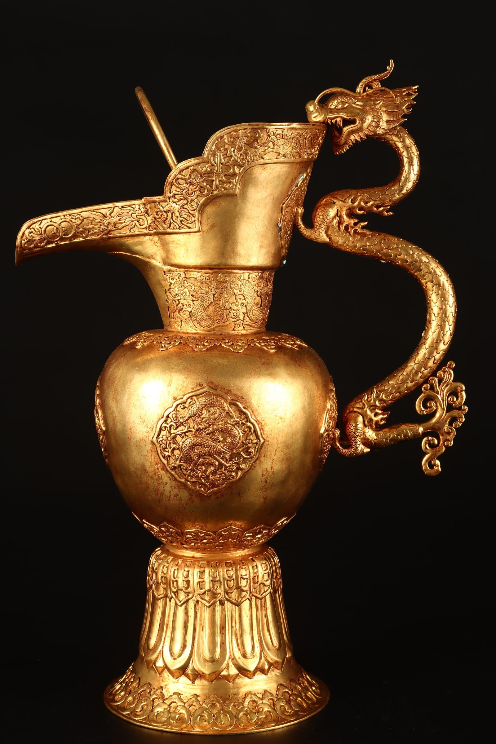A Exquisite Gilt Bronze Dragon Handle Ewer - 3