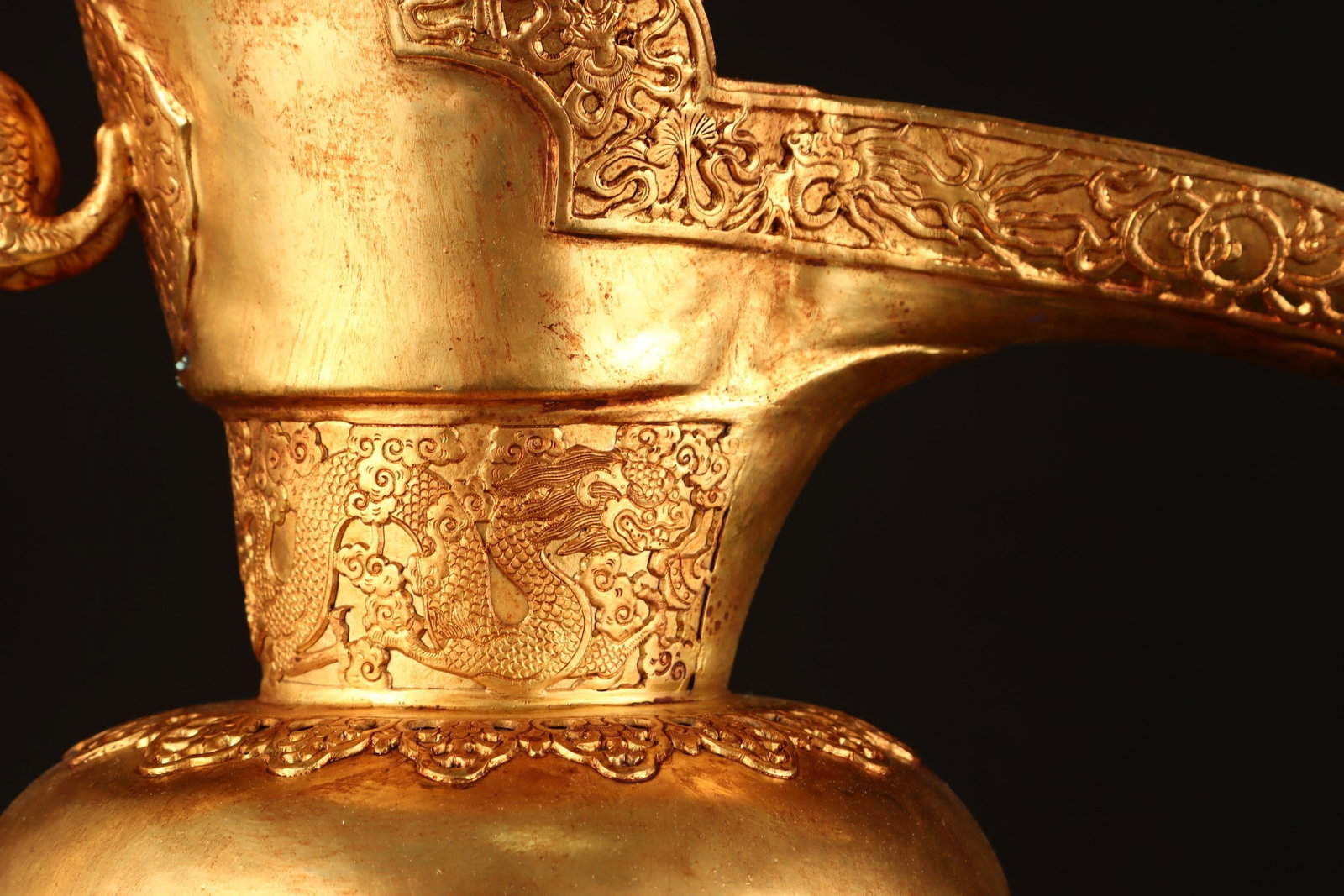 A Exquisite Gilt Bronze Dragon Handle Ewer - 5