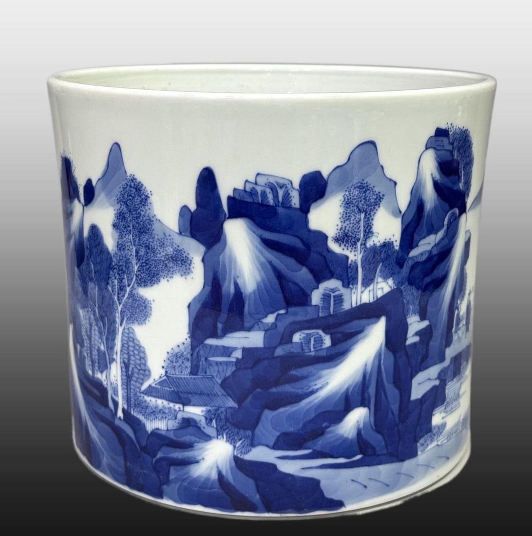 A Exquisite Blue and White Landscape Pattern Brush Pot - 3