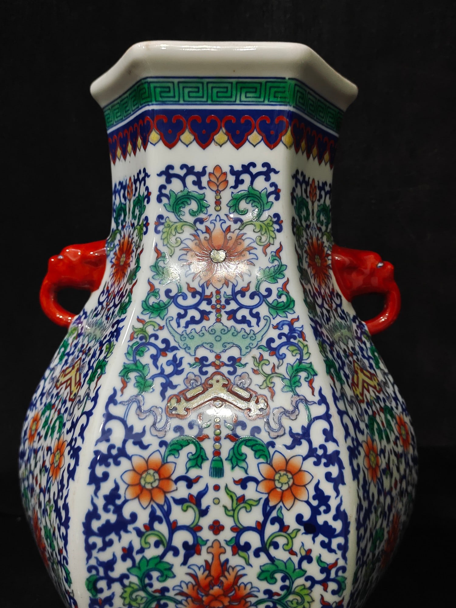 A Exquisite Doucai Lotus Pattern Double-Ears Vase - 5