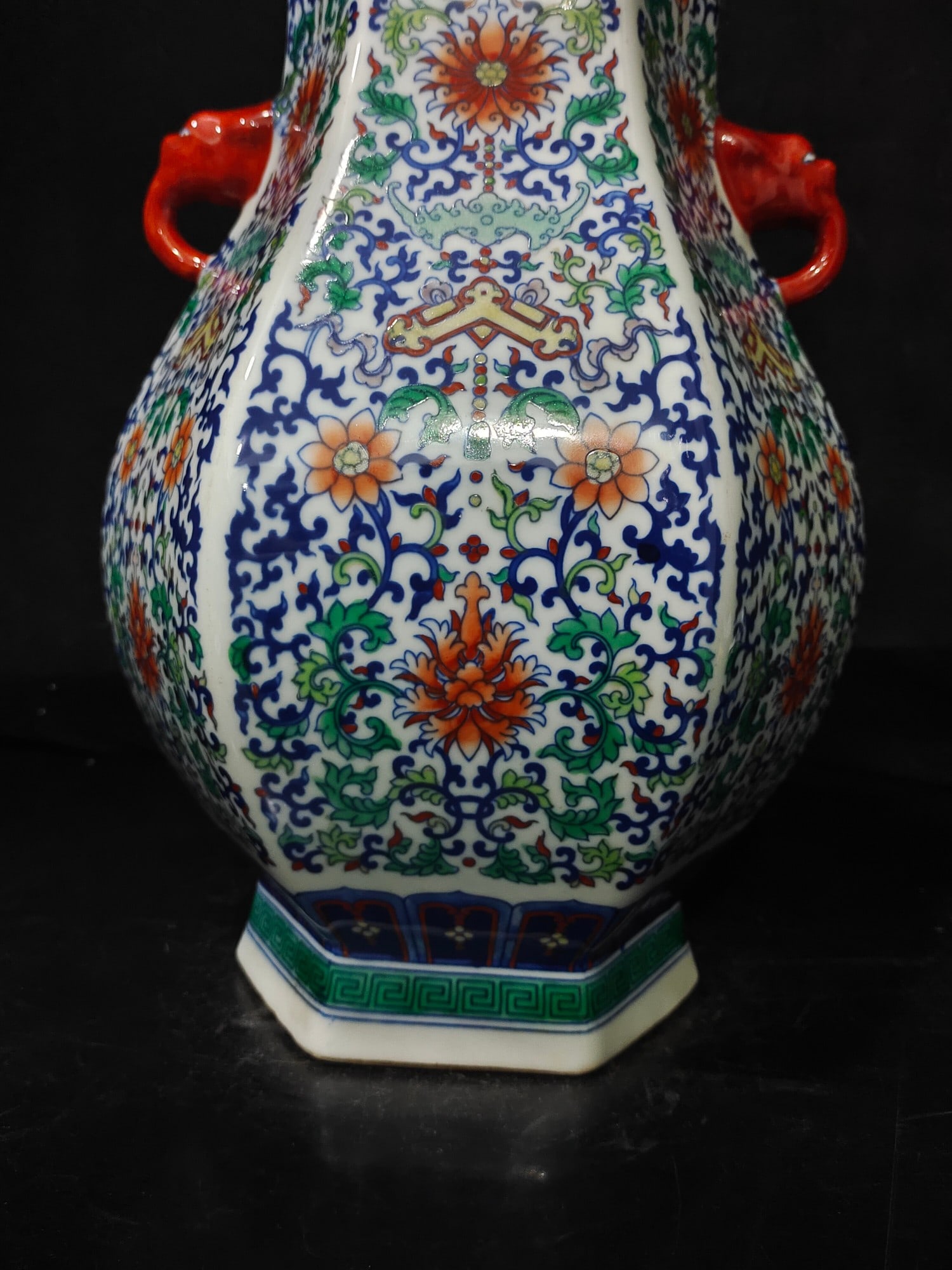 A Exquisite Doucai Lotus Pattern Double-Ears Vase - 6