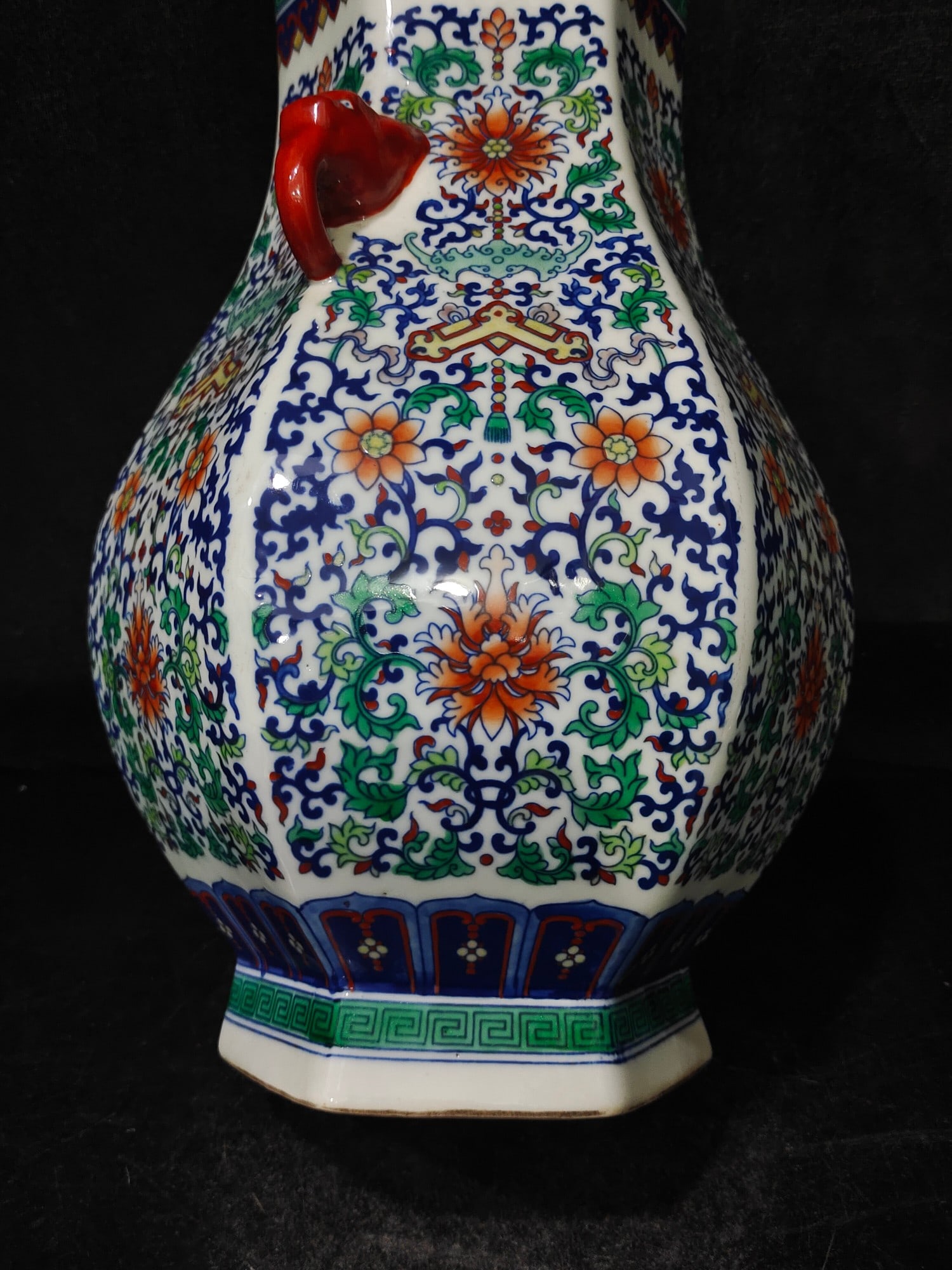 A Exquisite Doucai Lotus Pattern Double-Ears Vase - 8