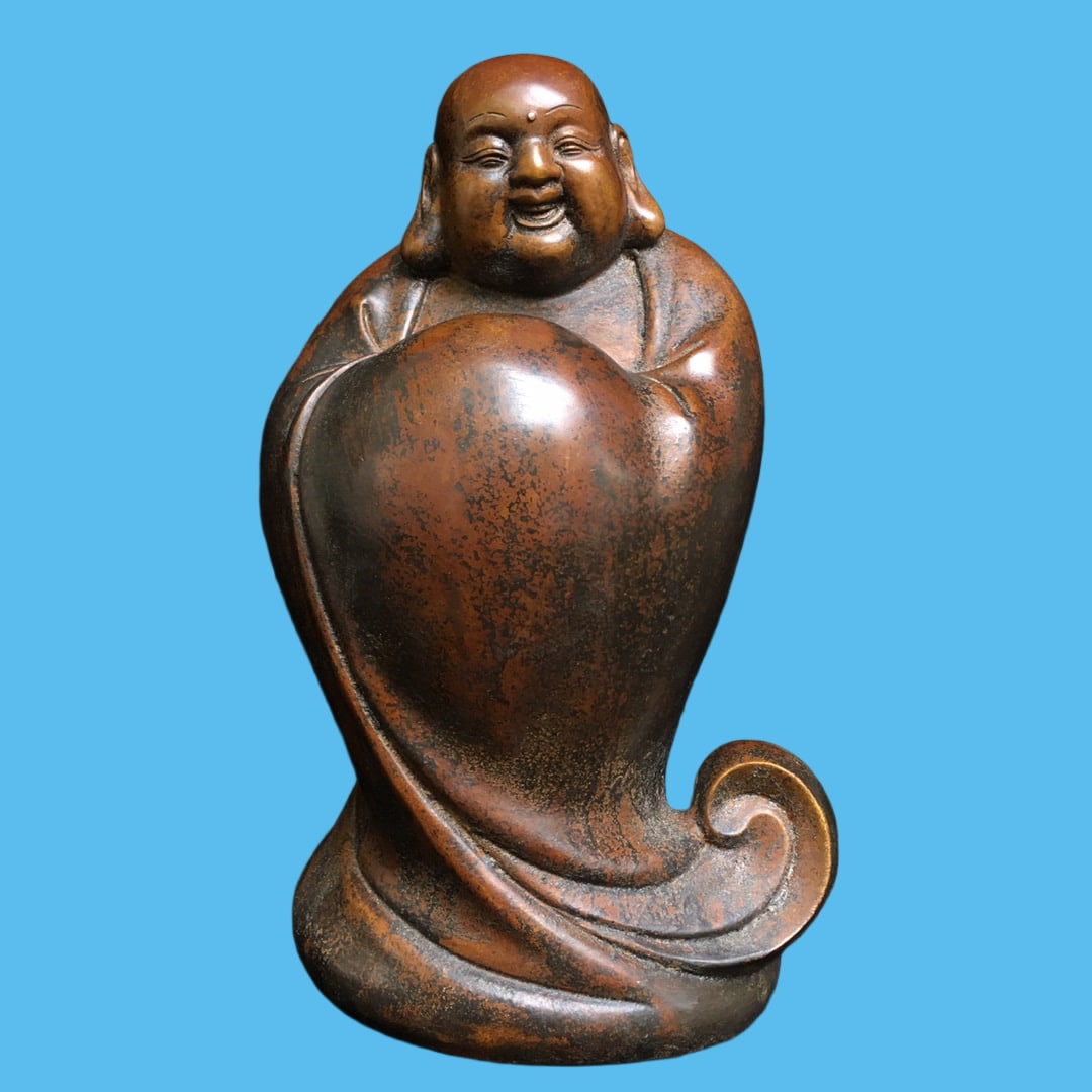A Exquisite Copper-Bodied Buddha Ornament: A Exquisite Copper-Bodied Buddha Ornament,Qing Dynasty, China,Qianlong Four-character Mark,Size:9.1inx5.5in,Weight:2620g