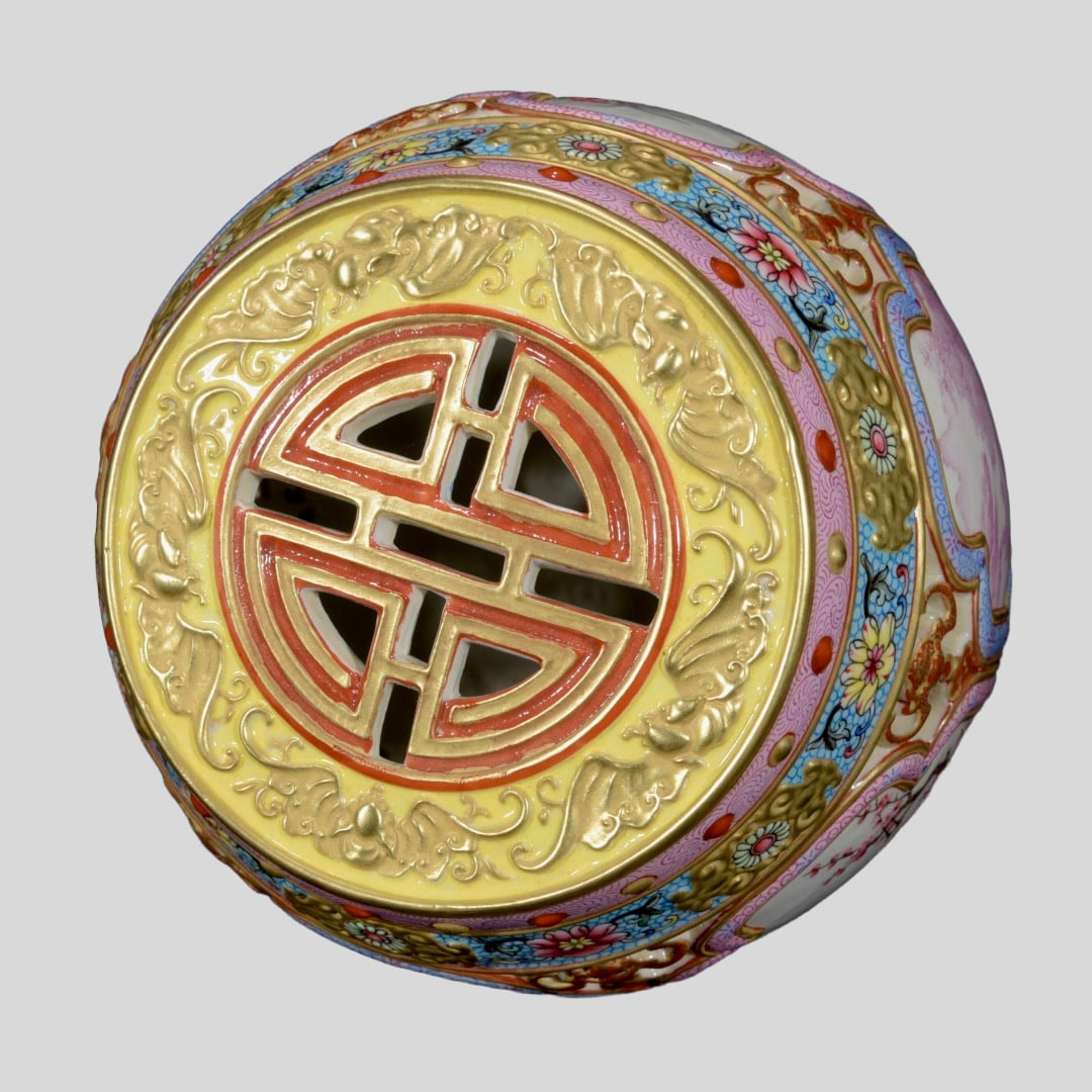 A Exquisite Ruby Red-Glazed Flower and Bird Pattern Drum - 5