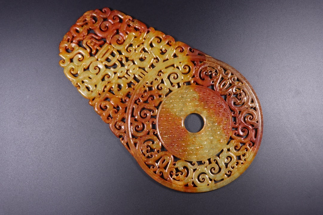 A Exquisite Hotan Jade Dragon Pattern Jade Pendant - 2
