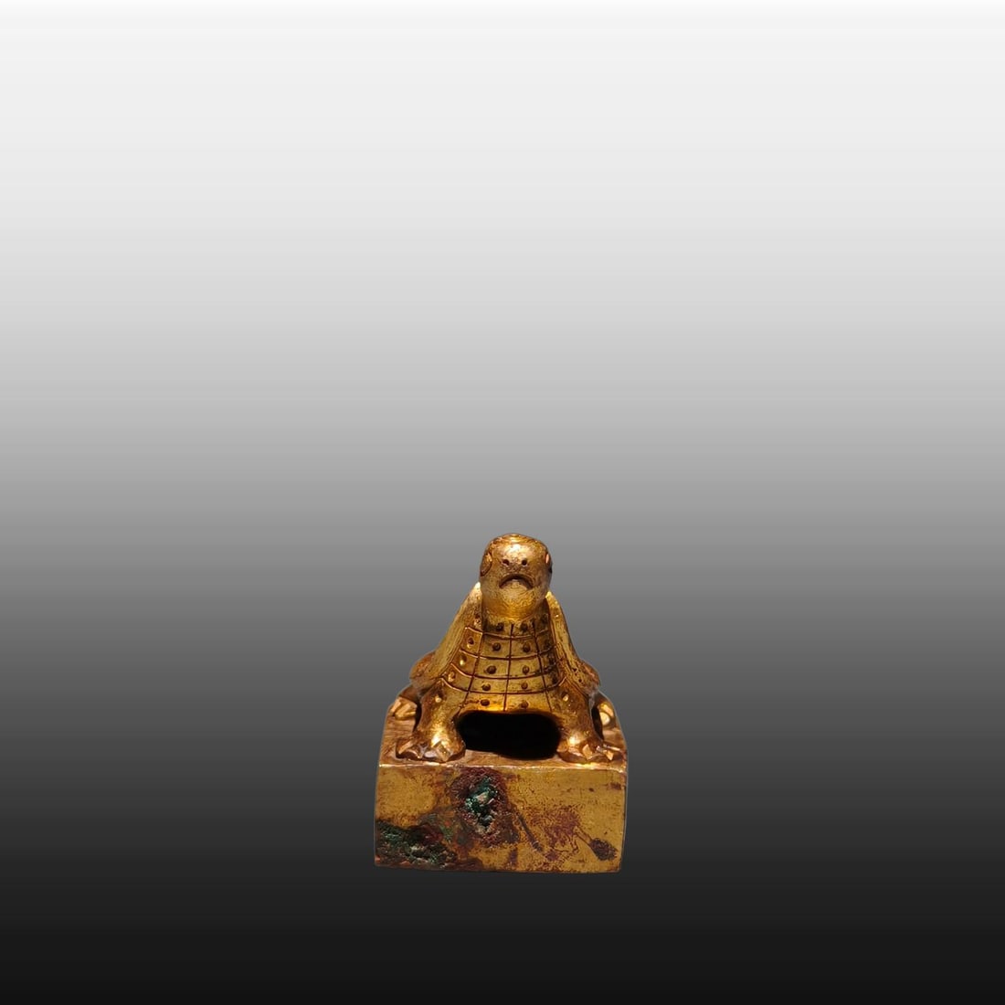 A Exquisite Gilt Bronze Turtle Seal - 4