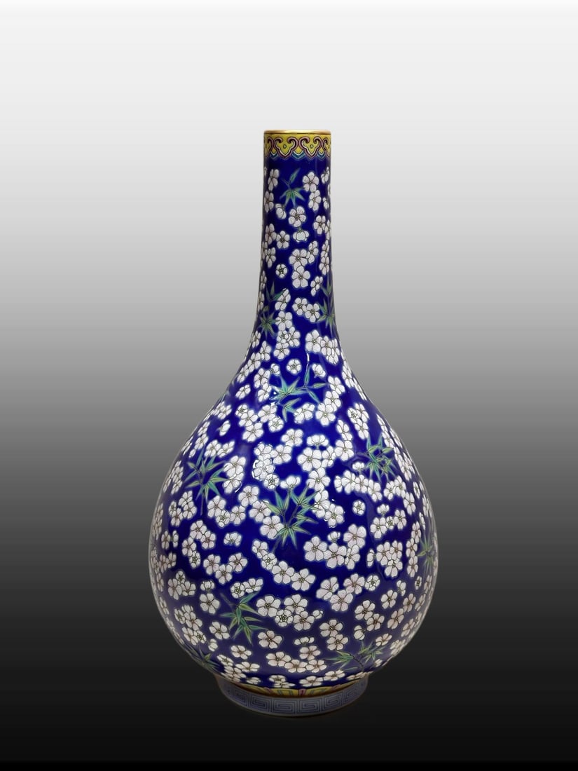 A Exquisite Sapphire Blue Plum flower Pattern Vase: A Exquisite Sapphire Blue Plum flower Pattern Vase,Qing Dynasty, China,Qianlong Six-character Mark,Size:11.8inx1.4inx6.3inx3.3in