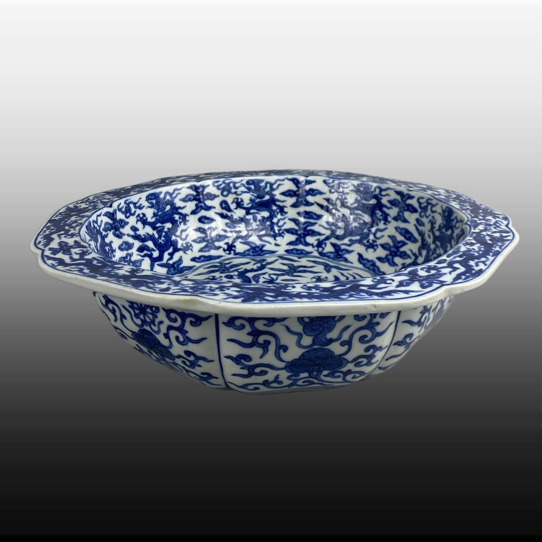 Blue and White Dragon Pattern Basin - 2