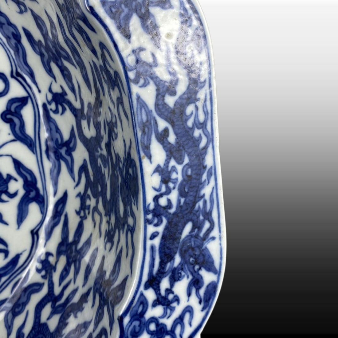 Blue and White Dragon Pattern Basin - 5