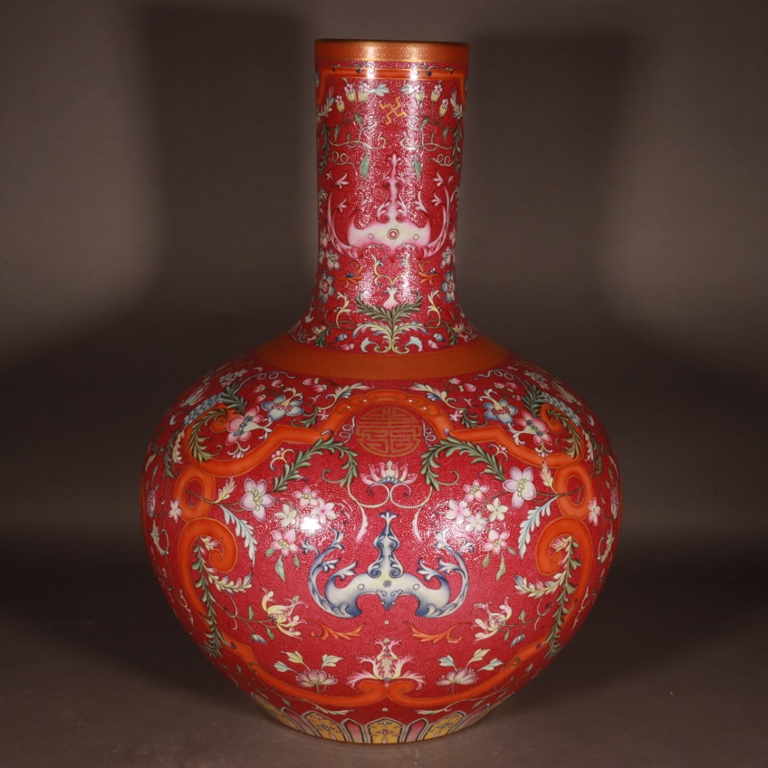 A Exquisite Famille-Rose Ruby Red-Glazed Painted Gold Bat Pattern Vase: A Exquisite Famille-Rose Ruby Red-Glazed Painted Gold Bat Pattern Vase,Qing Dynasty, China,Qianlong Six-character Mark,Size:20.5inx4.7inx15.4inx7.1in
