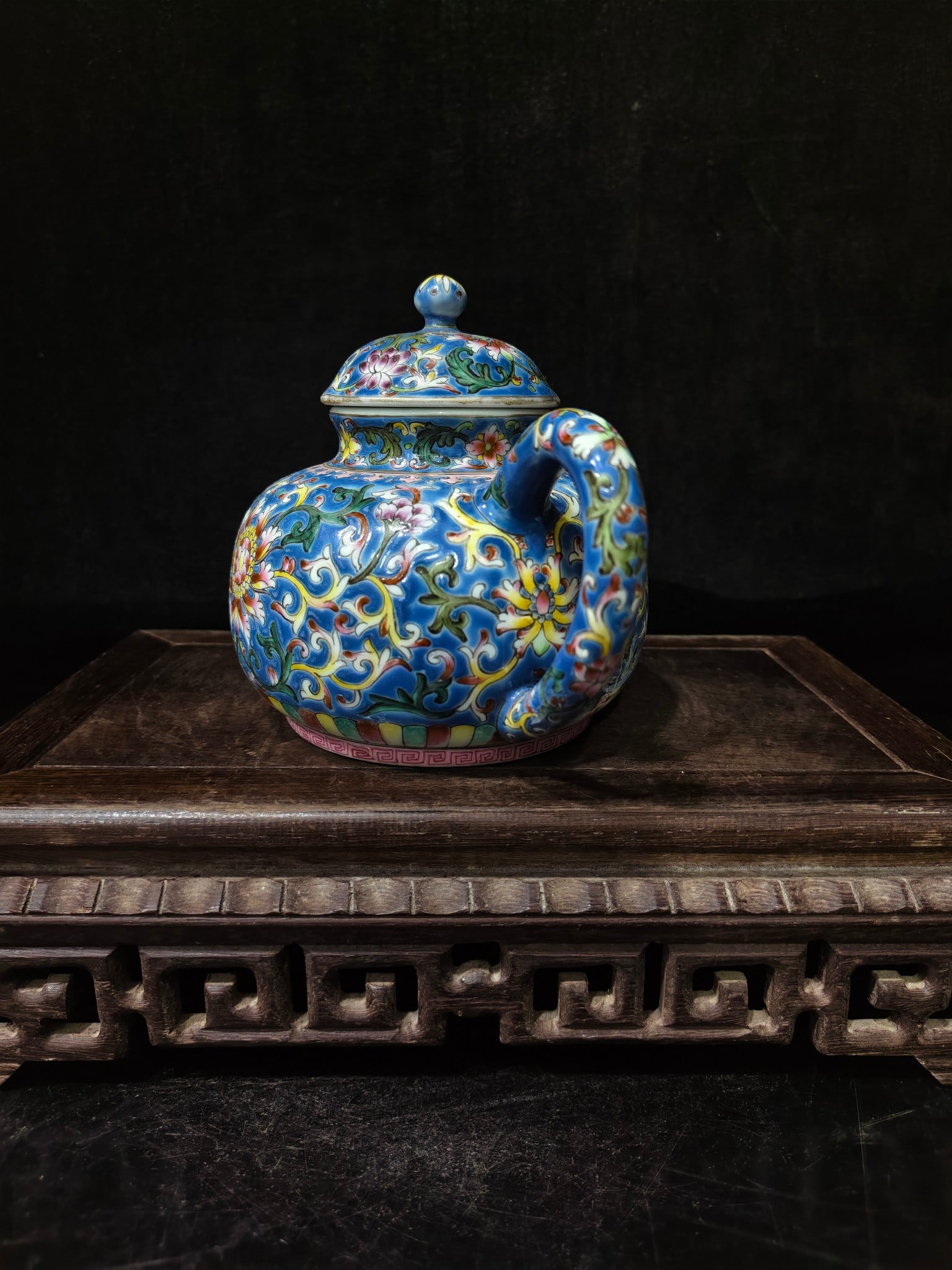 A Exquisite Enamel Lotus Pattern Ewer - 3