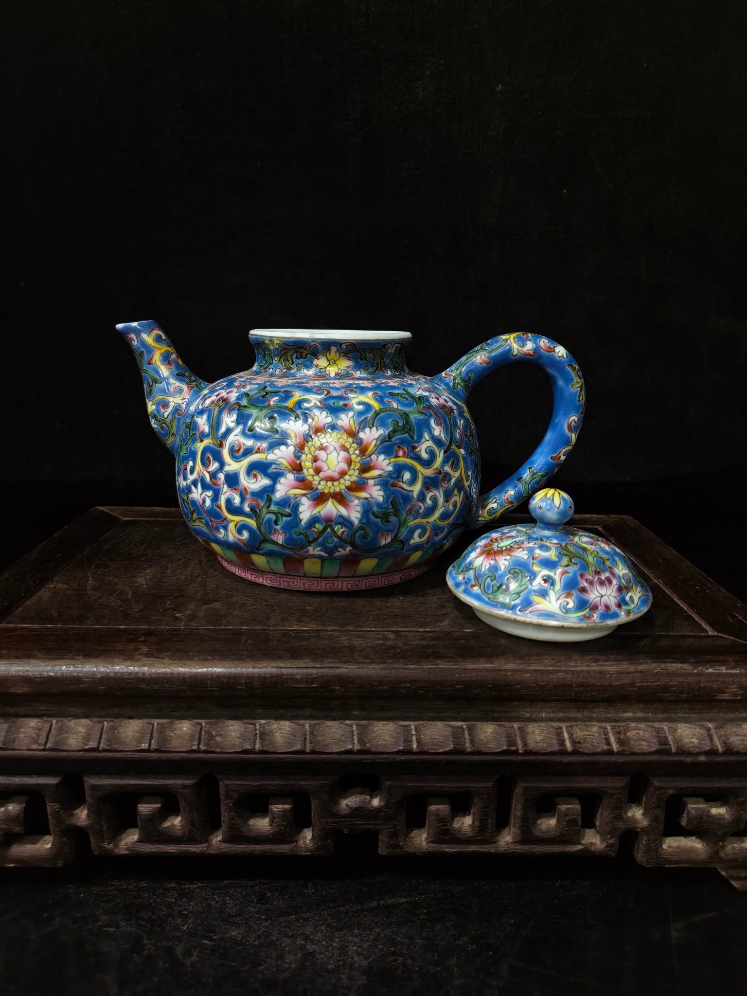 A Exquisite Enamel Lotus Pattern Ewer - 4