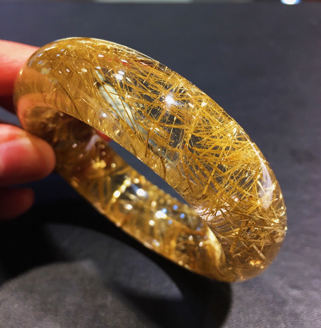 A Exquisite Titanium Quartz Bracelets - 3