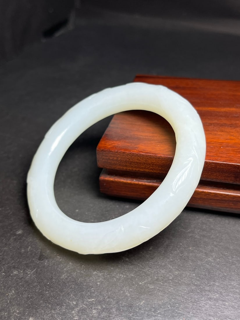A Exquisite Hotan Jade Bracelets - 4