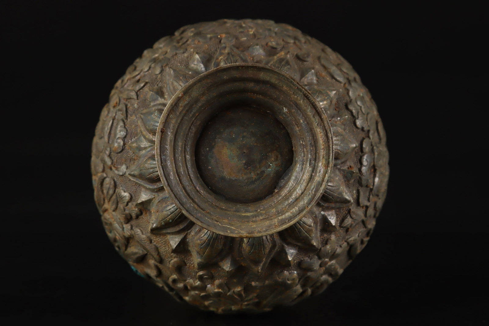 A Exquisite Bronze Phoenix-Ears Vase - 9