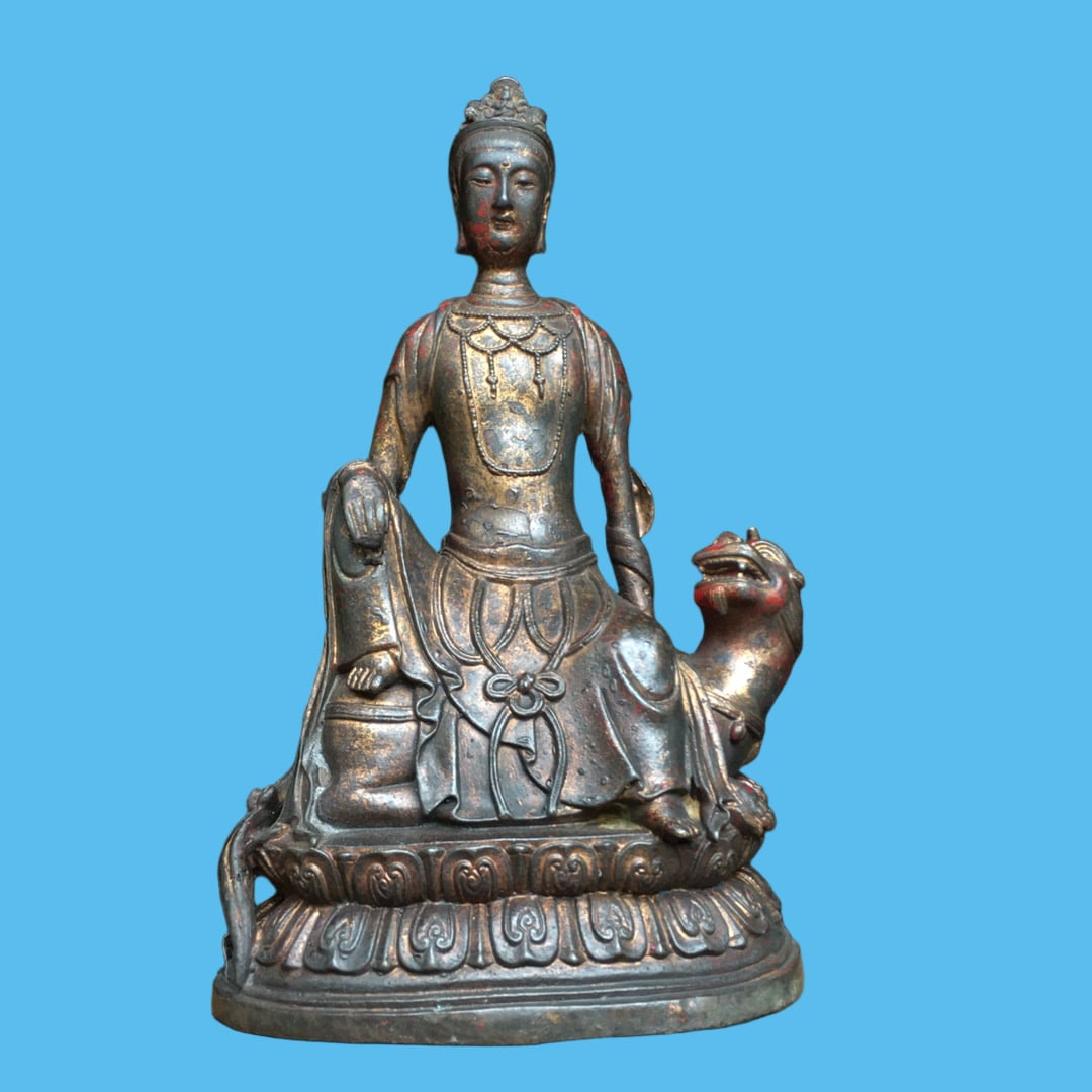 A Exquisite Copper-Bodied Buddha statue Ornament: A Exquisite Copper-Bodied Buddha statue Ornament,Ming Dynasty, China,Size:13.4inx7.9in,Weight:3020g 铜制佛像摆件,中国明代