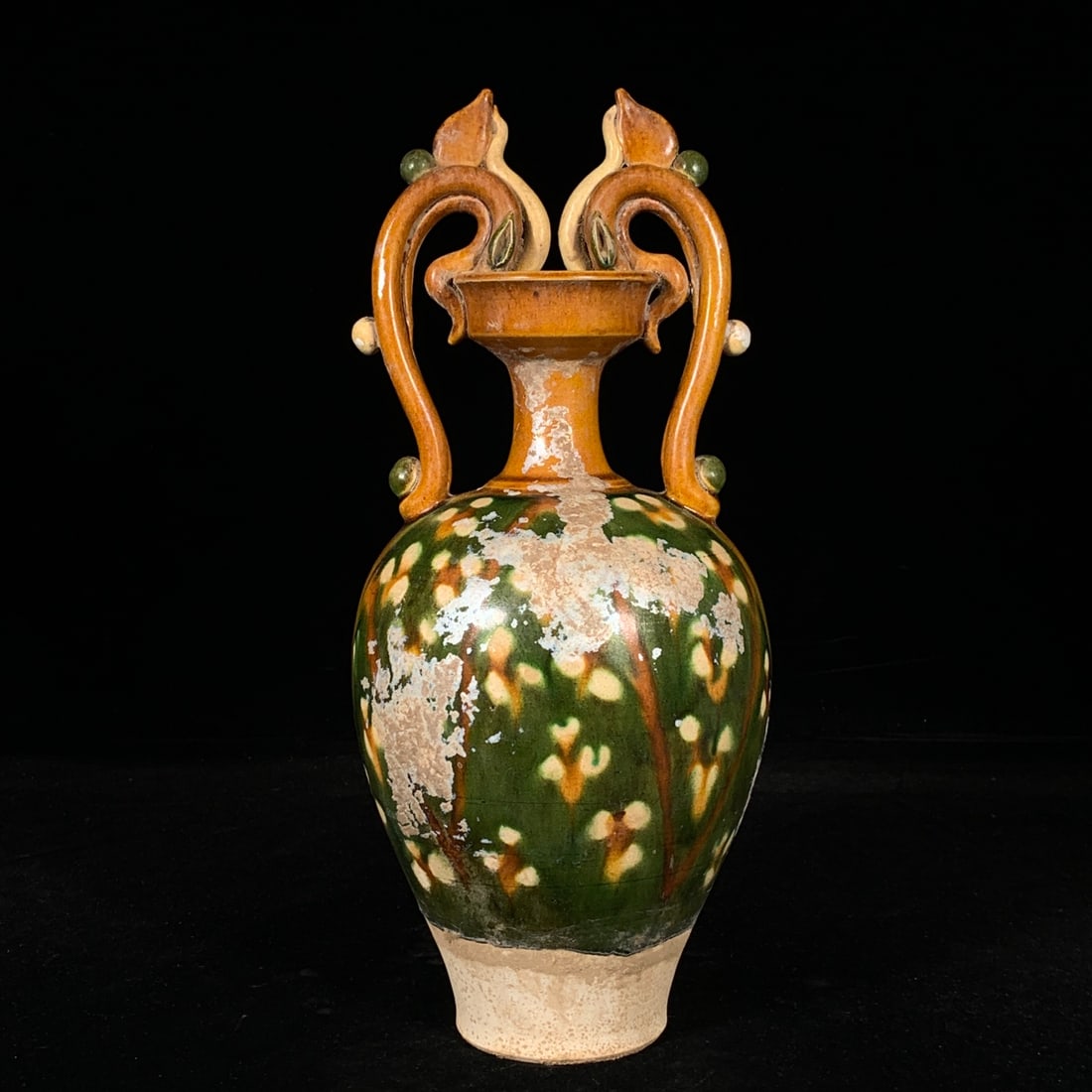 A Exquisite Tang Tri-Color Glazed Pottery Double-Ears Dragon Pattern Vase: A Exquisite Tang Tri-Color Glazed Pottery Double-Ears Dragon Pattern Vase,Tang Dynasty, China,Size:13inx5.5in 唐三彩双龙耳瓶,中国唐代