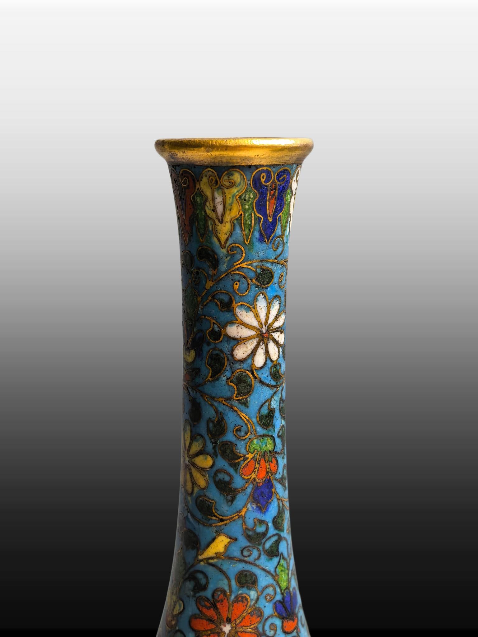 A Exquisite Cloisonne Lotus Pattern Vase - 6