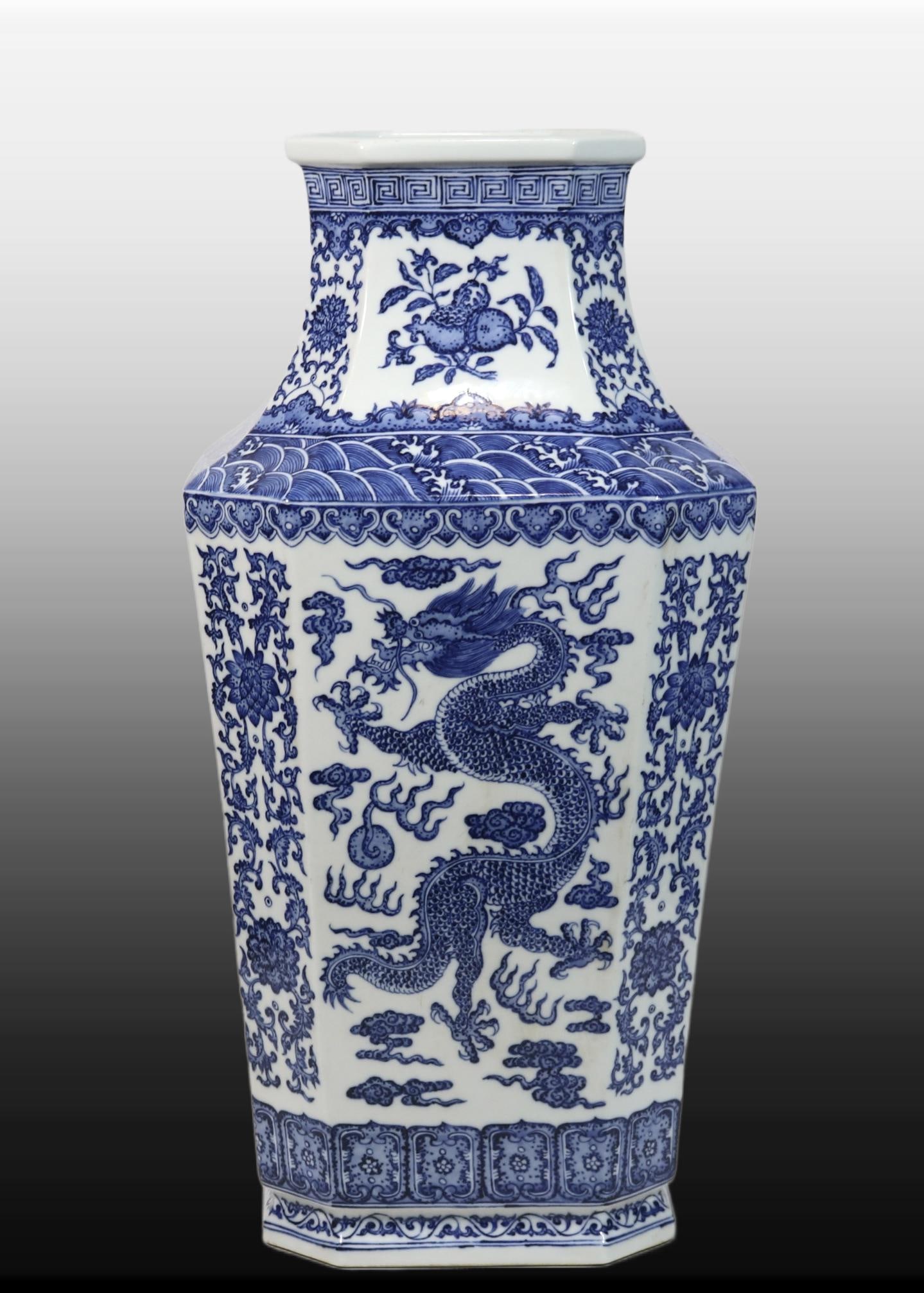 A Exquisite Blue and White Dragon and Phoenix Pattern Vase: A Exquisite Blue and White Dragon and Phoenix Pattern Vase,Qing Dynasty, China,Qianlong Six-character Mark,Size:17.7inx8.9in
