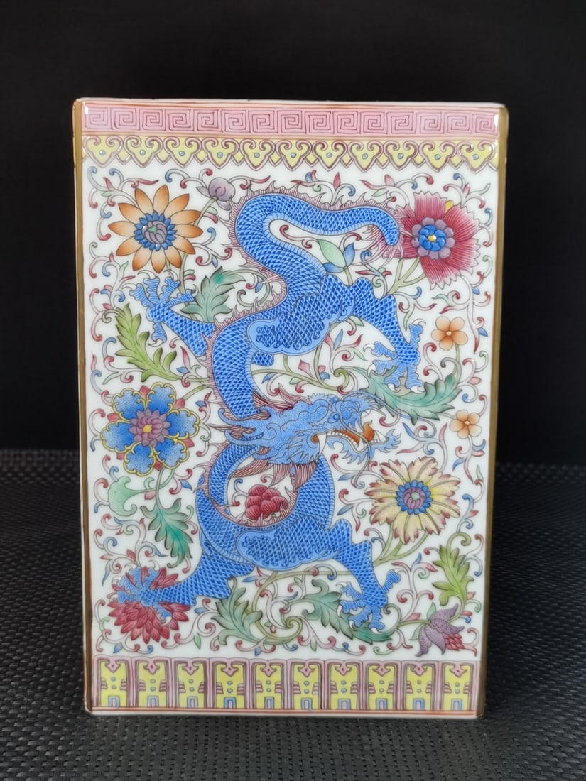 A Exquisite Enamel Dragon and Phoenix Pattern Brush Pot - 2
