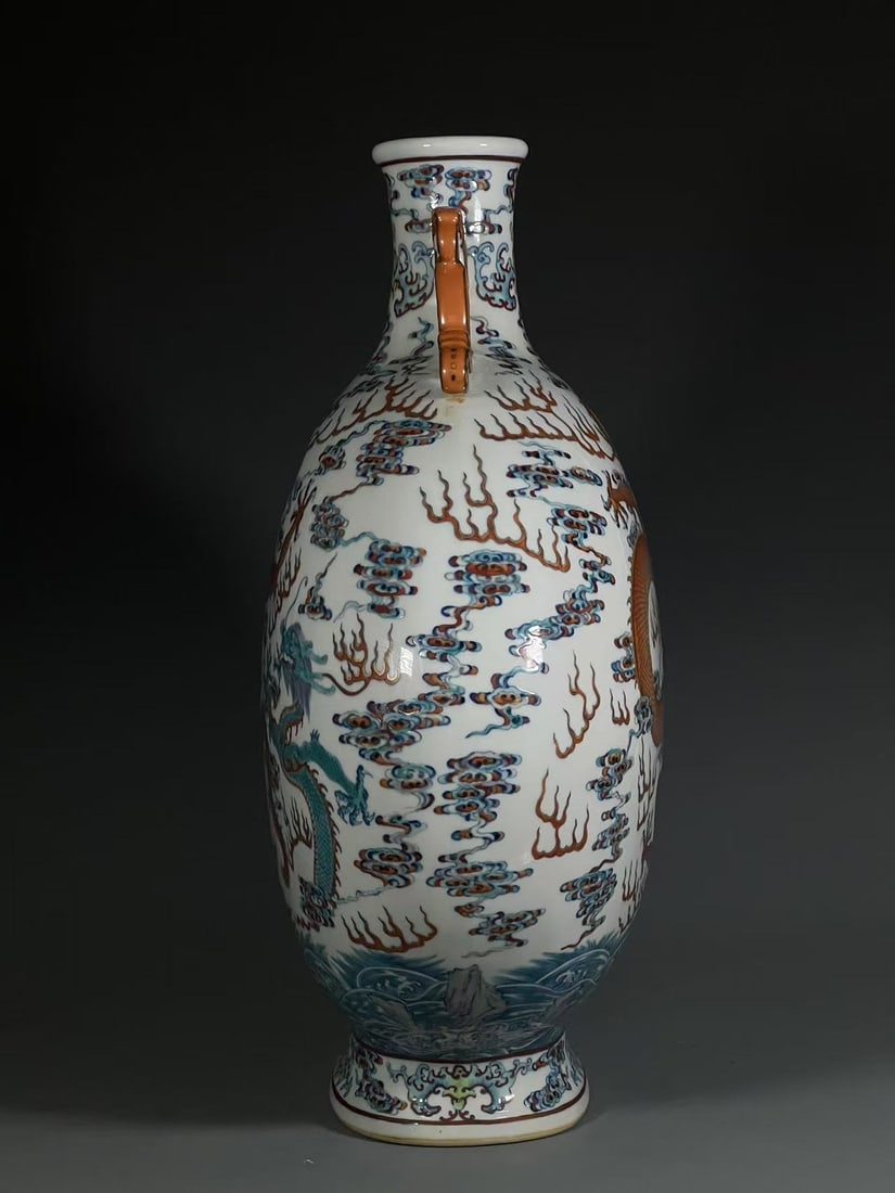 A Exquisite Doucai Dragon Pattern Vase - 2