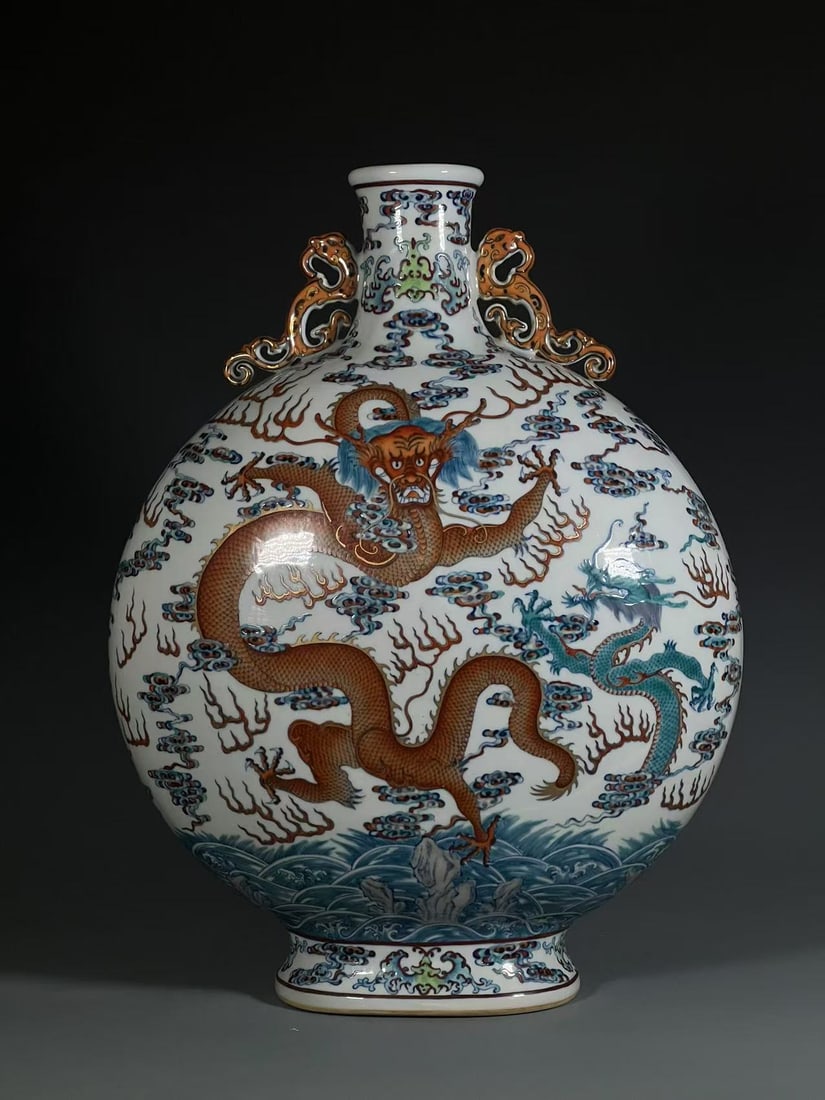 A Exquisite Doucai Dragon Pattern Vase - 3