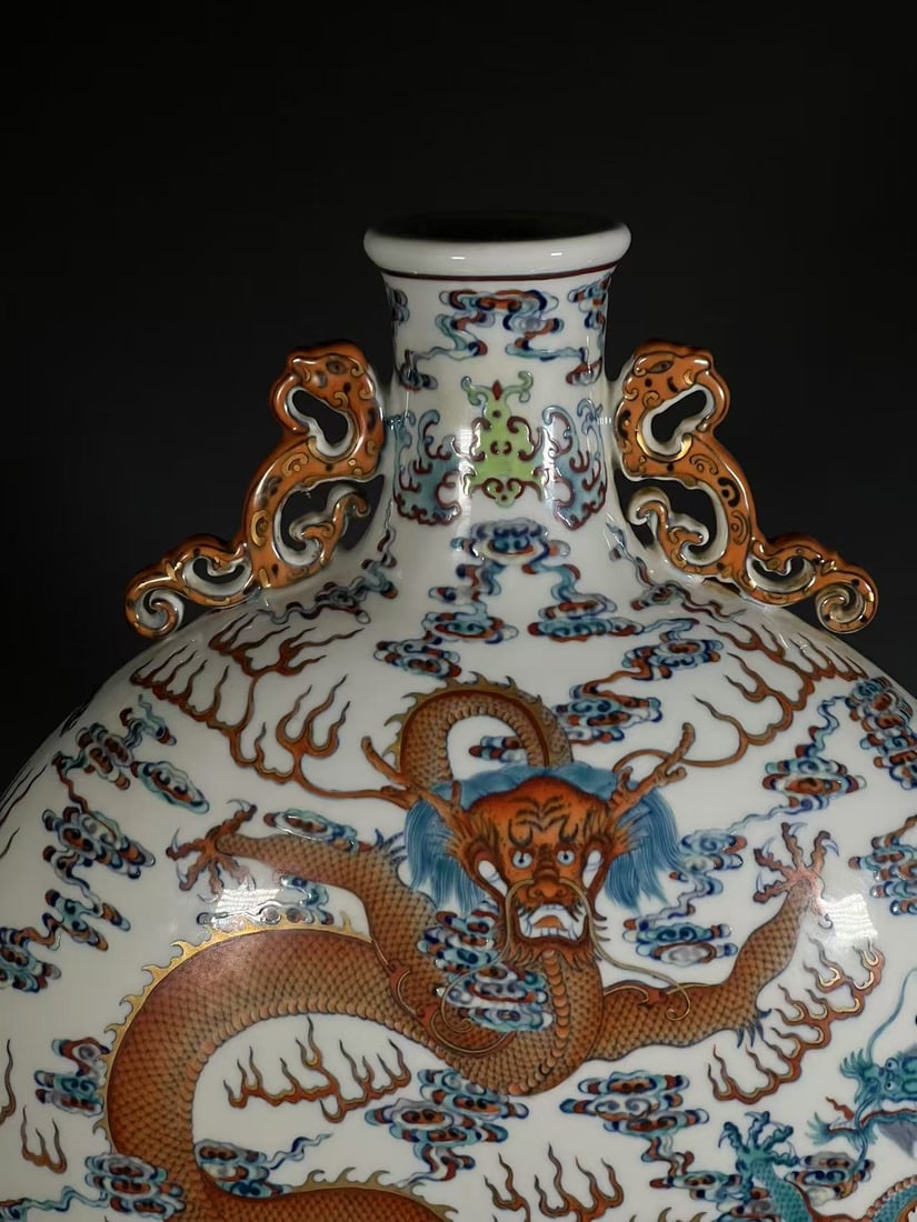 A Exquisite Doucai Dragon Pattern Vase - 6