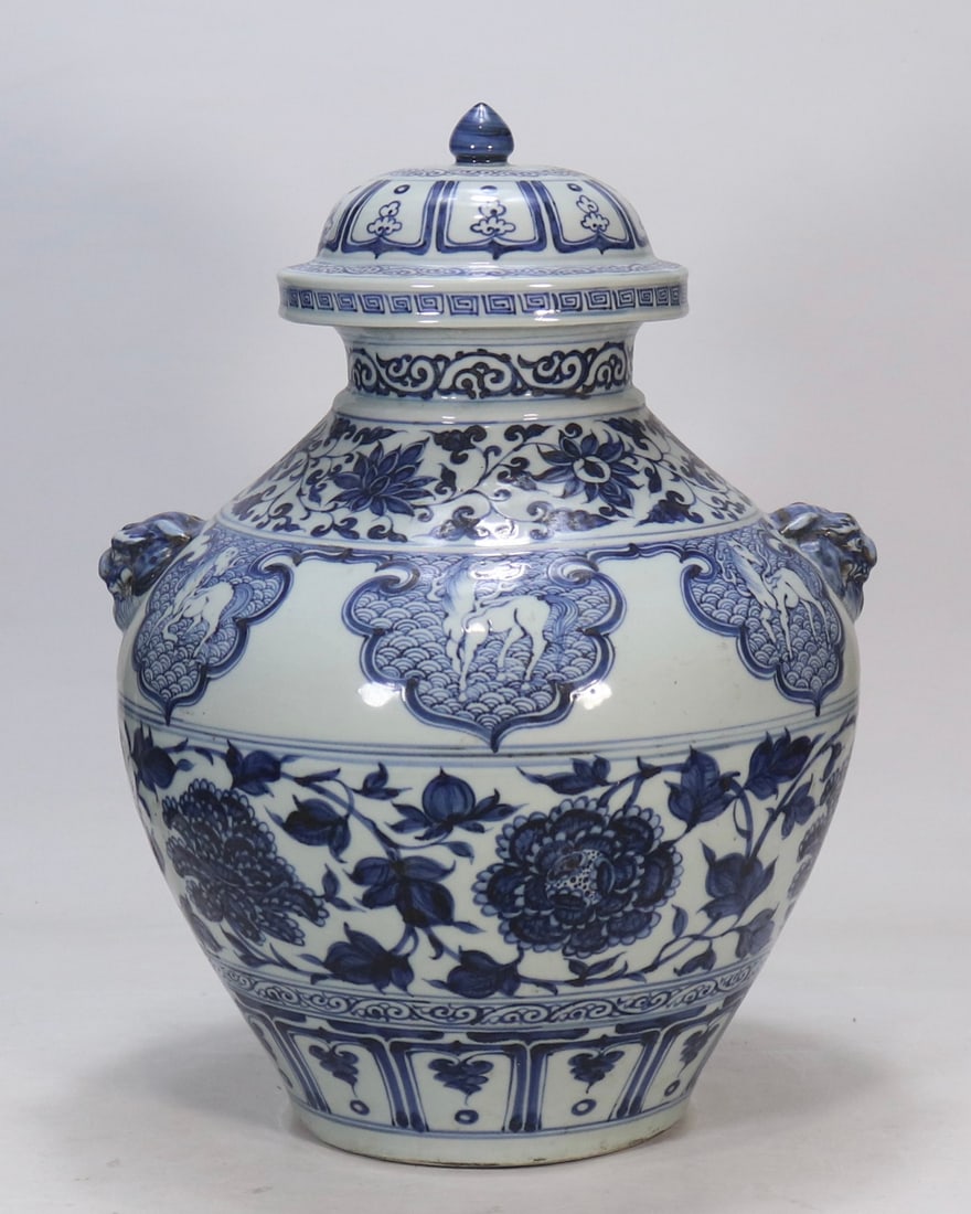 A Exquisite Blue and White Twined Pattern Jar: A Exquisite Blue and White Twined Pattern Jar,Yuan Dynasty, China,Size:17.7inx5.7in 青花缠枝纹罐,中国元代