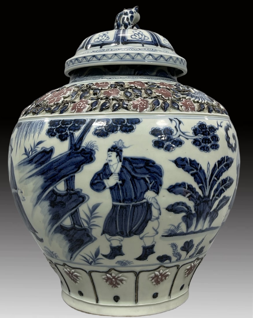 A Exquisite Blue and White Figures Pattern Vase - 4