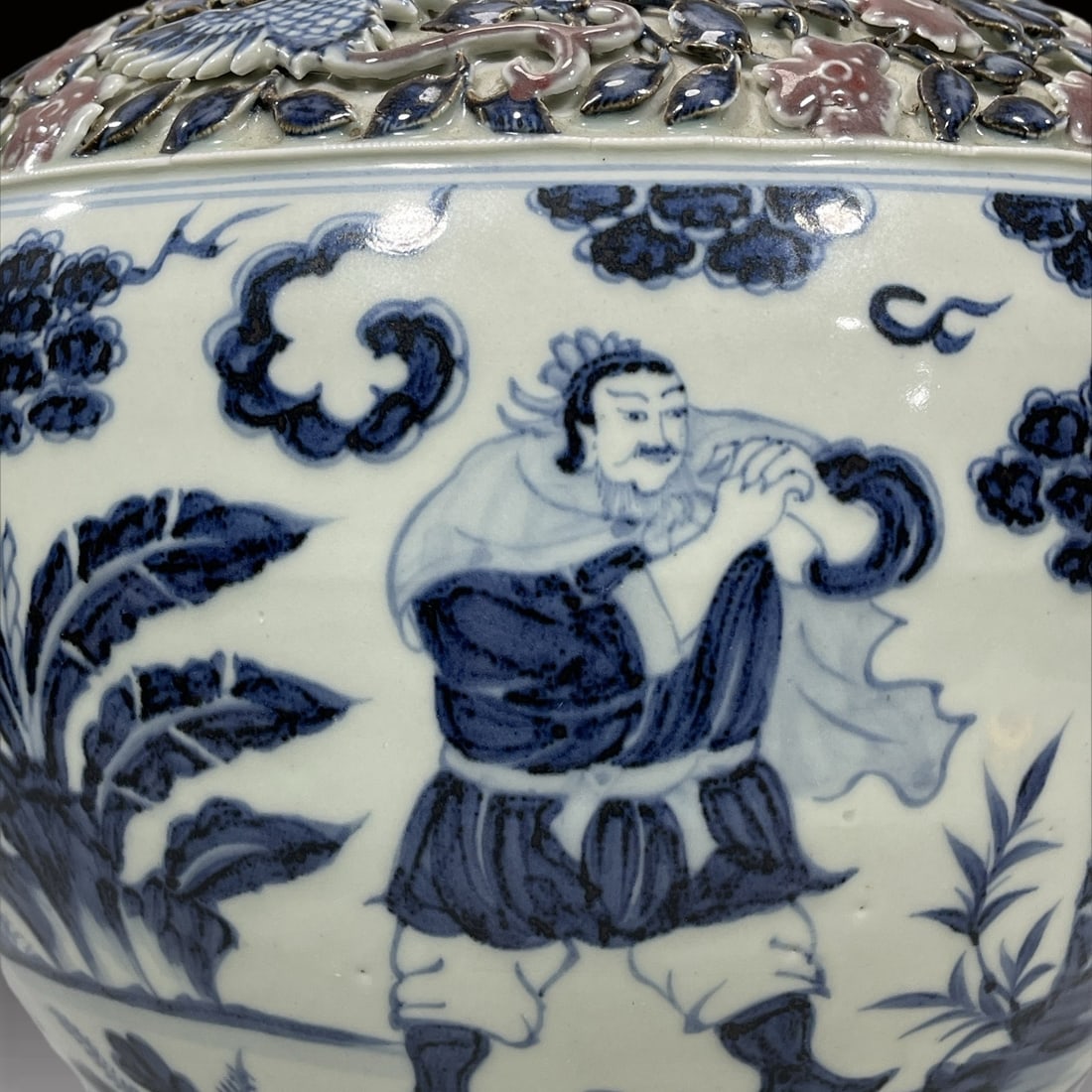 A Exquisite Blue and White Figures Pattern Vase - 8