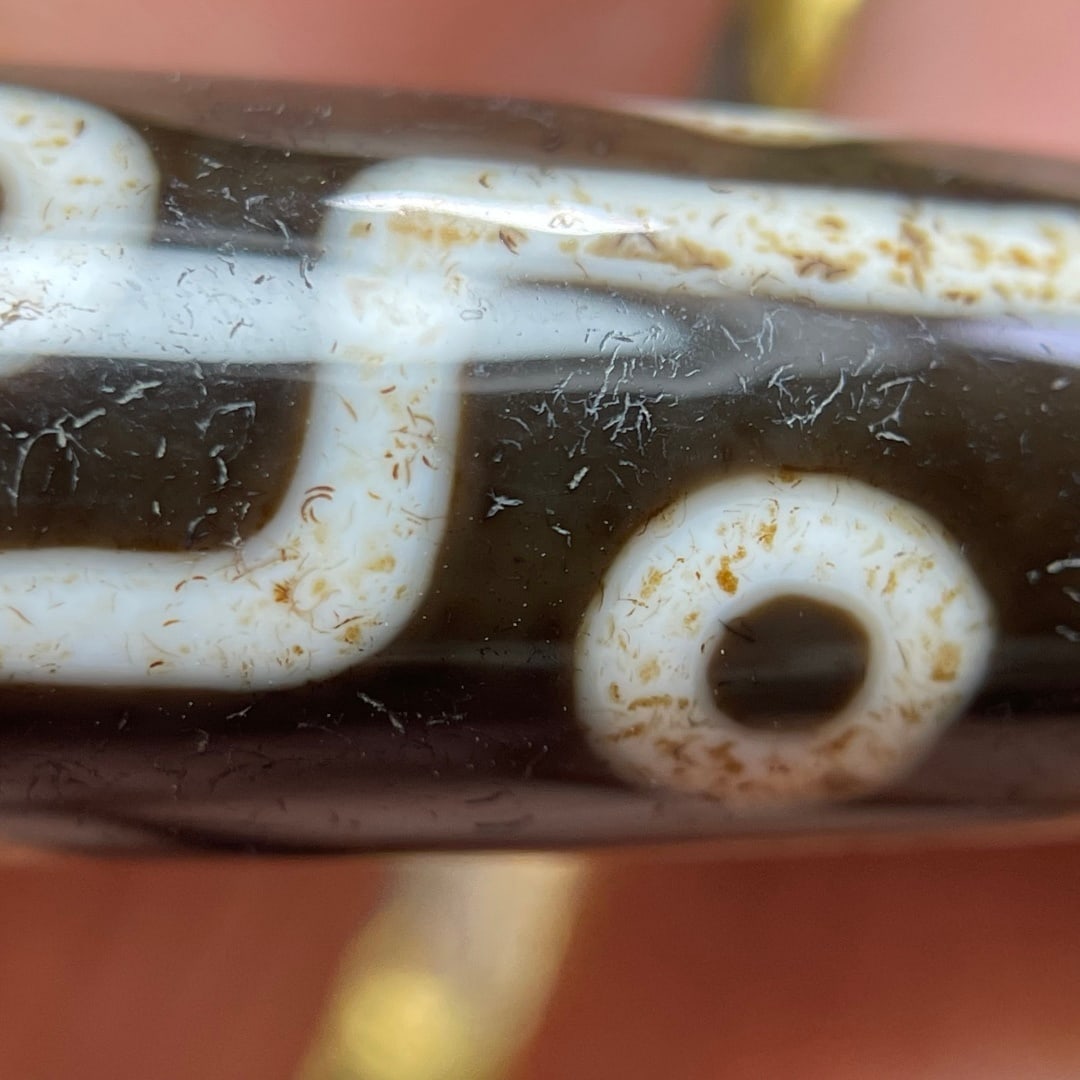 A Exquisite Nine Eye Dzi bead - 5