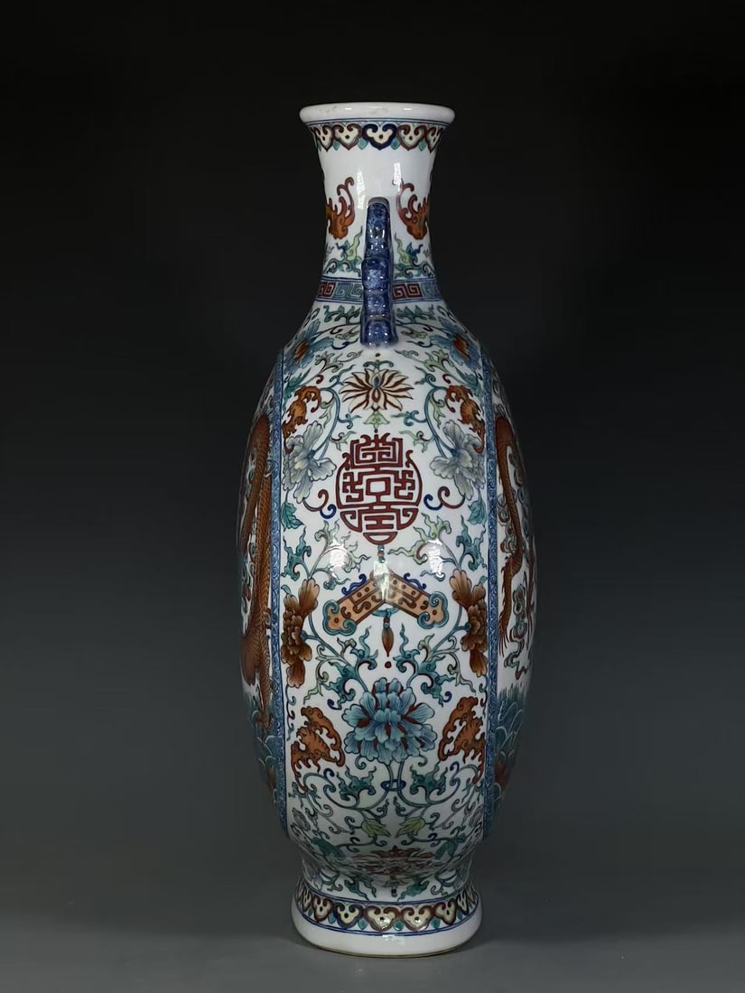 A Exquisite Doucai Iron-Red Dragon Pattern Vase - 2