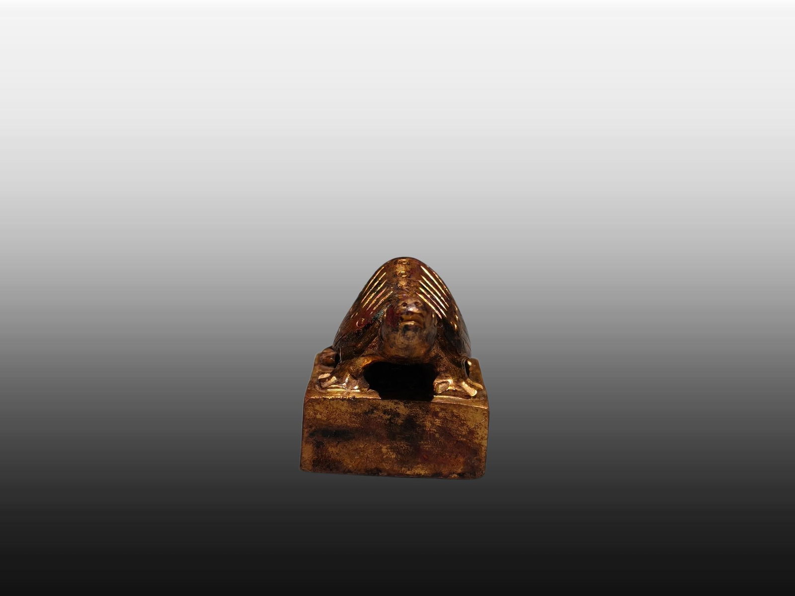 A Exquisite Gilt Bronze Turtle Seal - 3